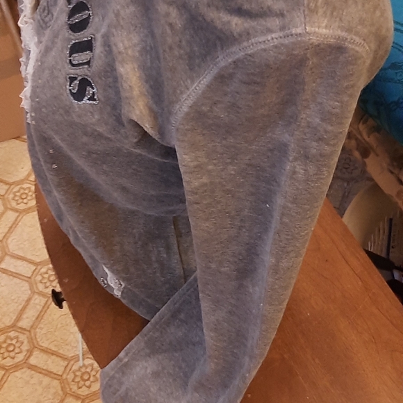 Per Me Sweater - Picture 2 of 4